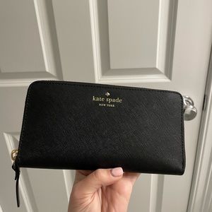 Kate Spade black leather wallet